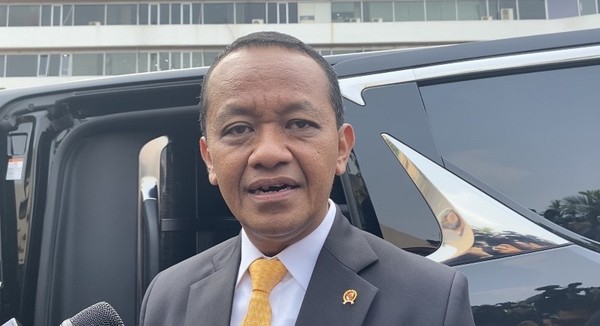 Menteri ESDM Bahlil Lahadalia Tinjau Langsung Dampak Tambang Nikel PT GAG di Pulau Gag, Raja Ampat