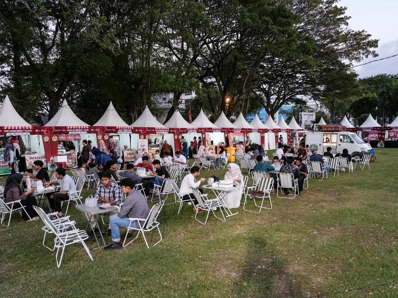 Menko PM: Pasar 1001 Malam Banda Aceh Perkuat Pemberdayaan Ekonomi UMKM