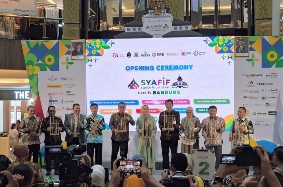 BSI Pacu Inklusi Syariah di Bandung Lewat Syariah Financial Fair