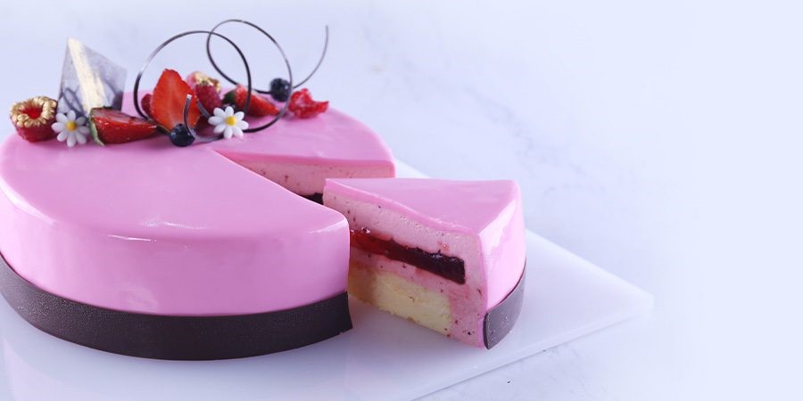 Resep Strawberry Mousse Cake yang Ringan, Nikmat, dan Sempurna untuk Pencuci Mulut