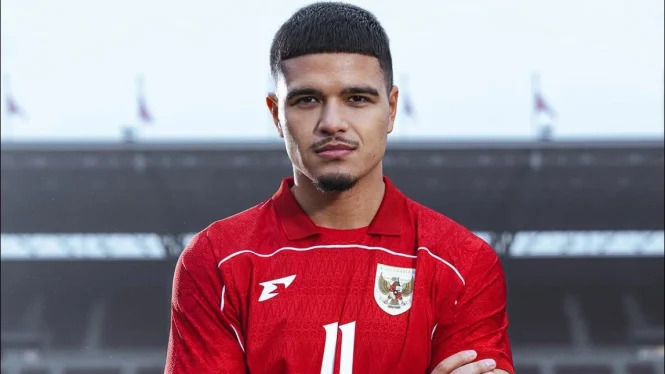 Ragnar Oratmangoen Berencana Akhiri Karier di Liga Indonesia: Sebuah Langkah Menarik untuk Sepak Bola Tanah Air
