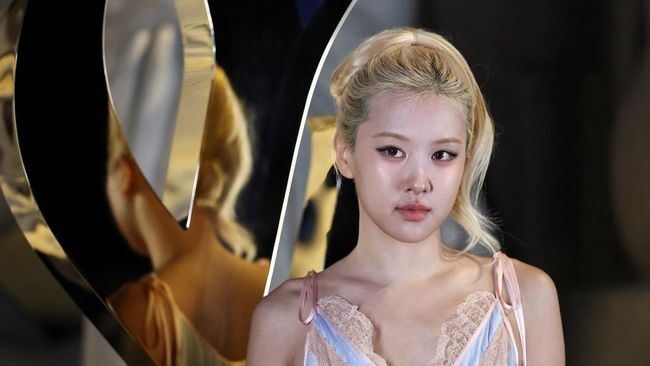 Kontroversi Elle UK Hapus Rose Blackpink dari Foto