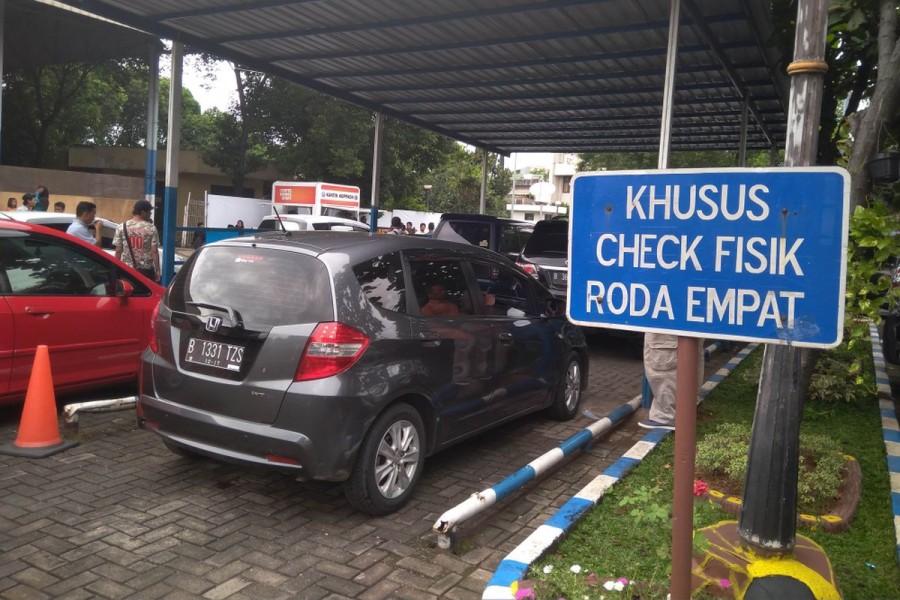 Tunggakan Pajak Kendaraan Lebih dari Setahun Wajib Urus di Samsat Induk