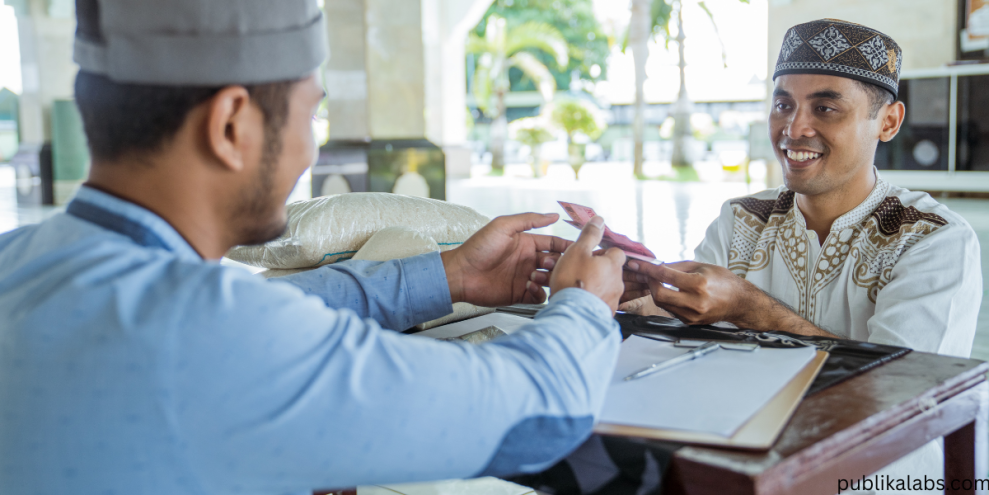 Zakat Emas Diberikan Kepada Siapa? Inilah 8 Golongan yang Berhak Menerimanya!