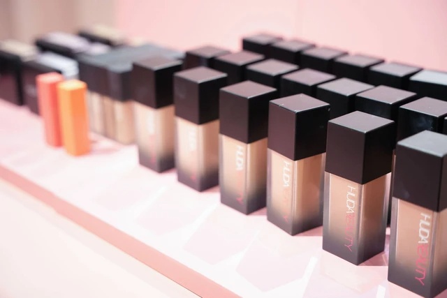 7 Brand Kecantikan Timur Tengah Makin Mendunia, Dari Huda Beauty hingga Simihaze