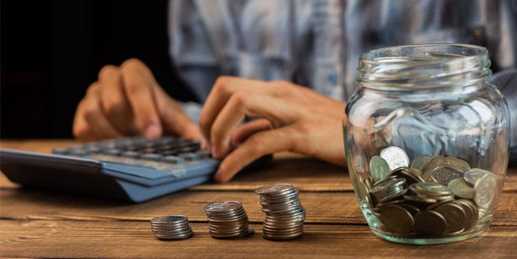 Strategi Finansial Jitu Hadapi Risiko PHK dan Ketidakpastian Ekonomi