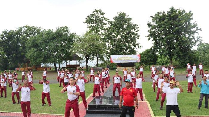 Polres Ende dan Persatuan Wartawan Ende Gelar Olahraga Bersama Sambut HPN 2025: Perkuat Sinergi dalam Menjaga Kamtibmas