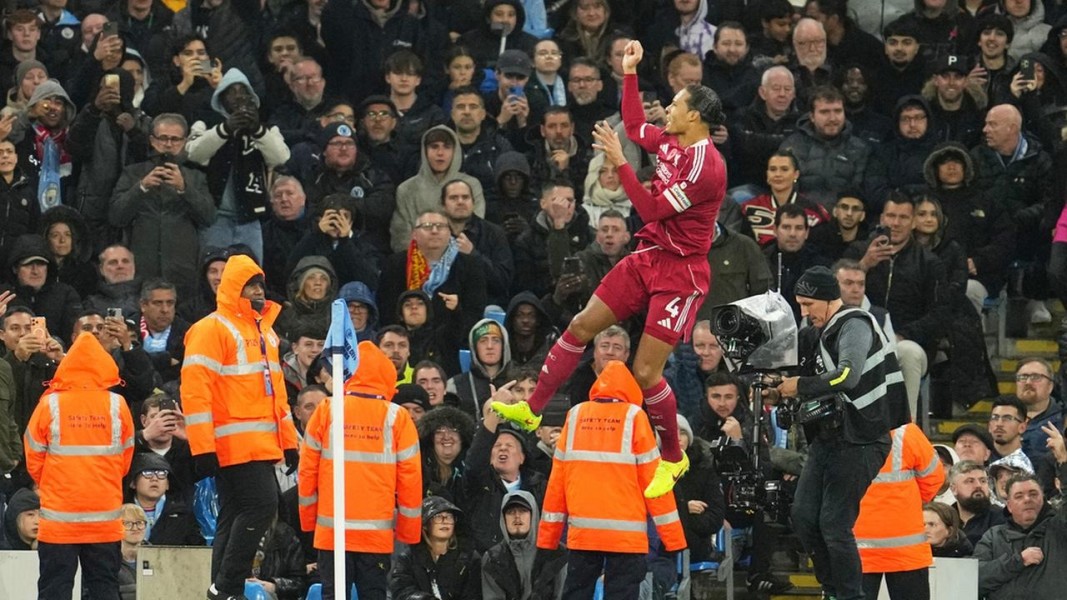 Hasil Liga Inggris Van Dijk Tentukan Kemenangan Liverpool Manchester City Pesta Gol