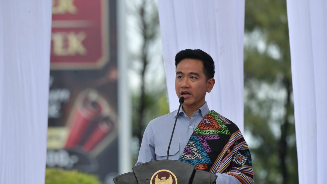 Wapres Gibran Tinjau Langsung Gereja Rusak Akibat Gempa Minahasa Sulawesi