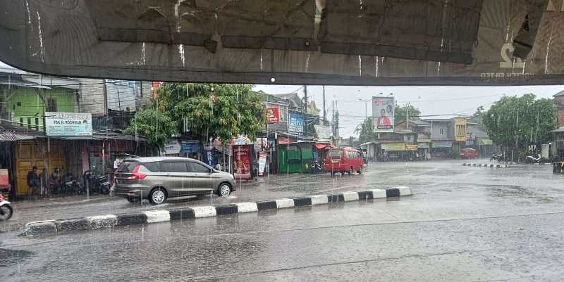 BMKG: Hujan Guyur Jakarta Siang hingga Malam