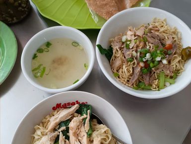 Berburu Kuliner Malam di Malang: 3 Tempat Nongkrong Sembari Cicipi Hidangan Lezat