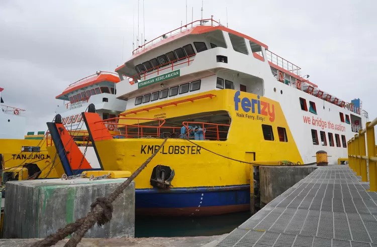 ASDP Resmikan KMP Lobster Layani Dobo-Marlasi Sekarang