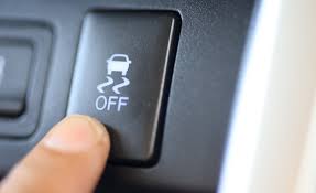 Apa Itu Traction Control adalah Fungsi hingga Cara Kerjanya