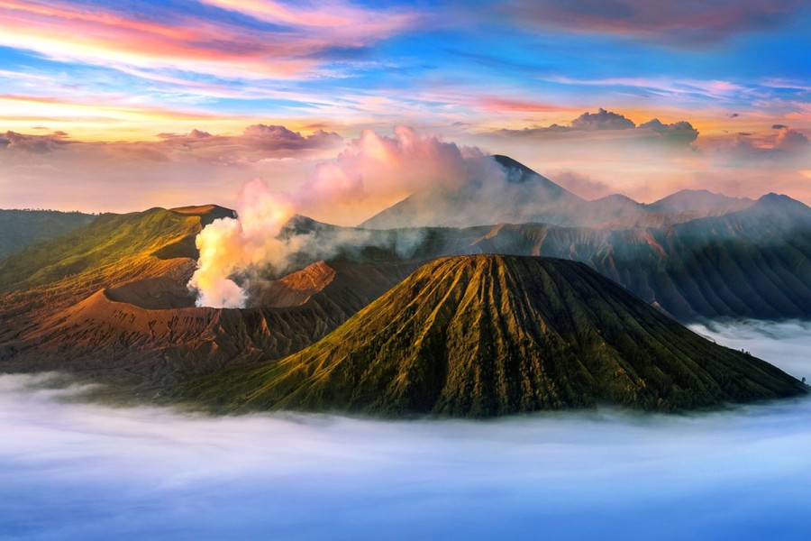 Gubernur Khofifah Resmikan Sarana Pendidikan untuk Pengembangan Sumber Daya Manusia di Kawasan Wisata Bromo