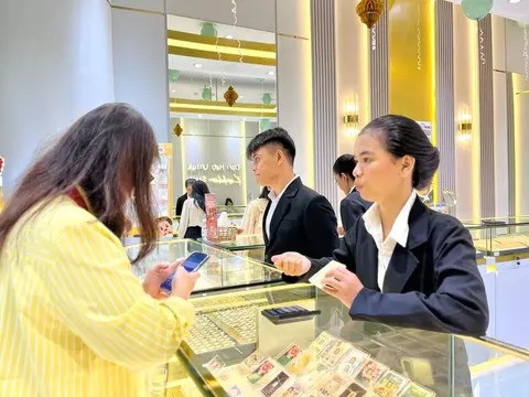 Hartadinata (HRTA) Catat Penjualan Emas Murni Tembus 14 Ton