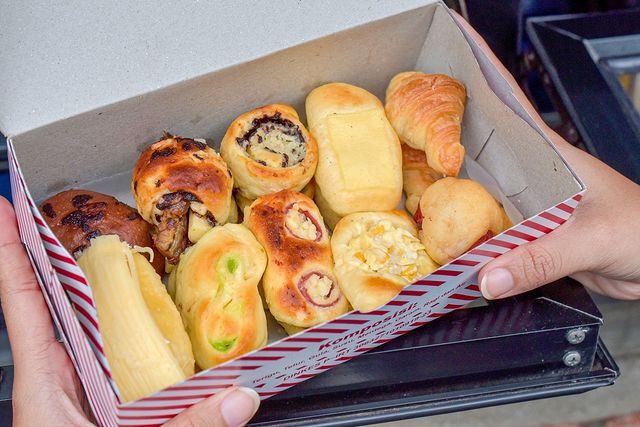 Wisata Kuliner Bogor: 7 Bakery Legendaris dari Generasi ke Generasi