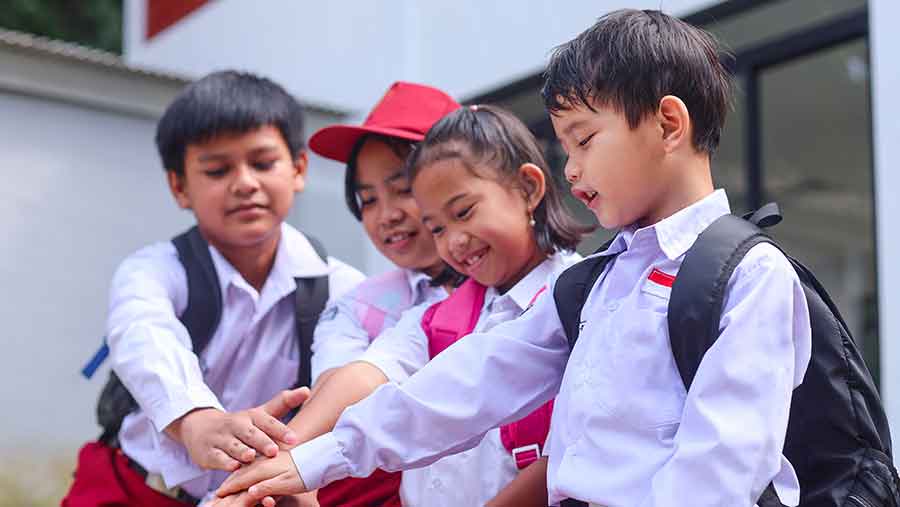 Menguatkan Pendidikan Karakter di Sekolah