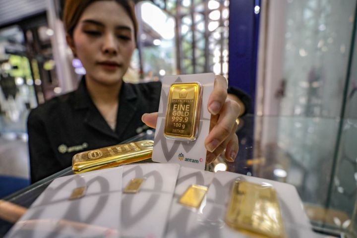 Harga Emas Antam Hari Ini Berbalik Naik Sentuh Rp2850000 per Gram
