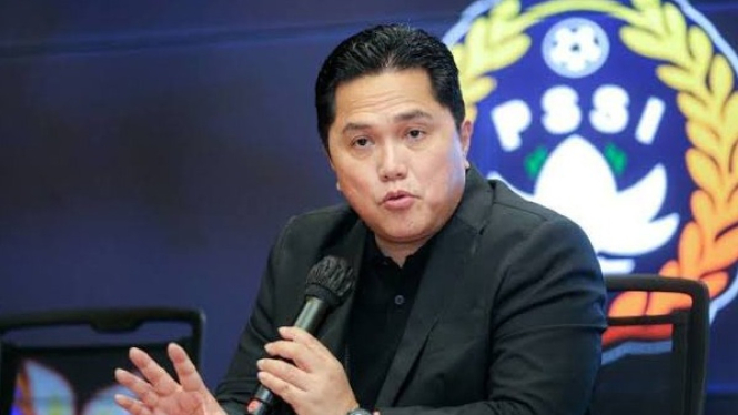 Coach Nova Bersinar, Netizen Titip Pesan ke Erick Thohir