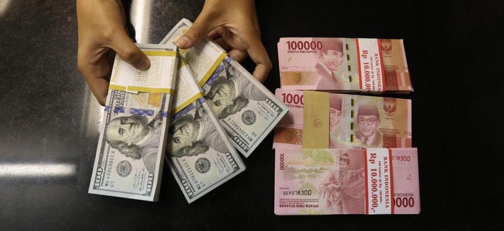 Dolar AS Menguat, Cek Kurs Transaksi BI Senin 26 Januari 2026