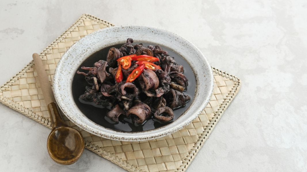 Resep Cumi Hitam Sederhana hingga Pedas yang Wajib Dicoba Pecinta Seafood