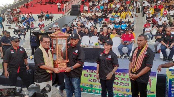 Gubernur NTT Melki Laka Lena Resmi Membuka ETMC XXXIII 2025: Dorongan Baru bagi Sepak Bola dan Ekonomi Lokal