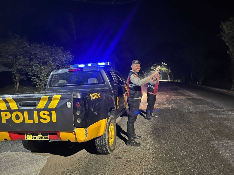 Patroli Blue Light Polsek Singosari Sisir Perumahan Singhasari