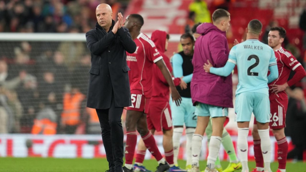 Liverpool Gagal Amankan Kemenangan, Arne Slot Tanggapi Siulan Suporter Anfield