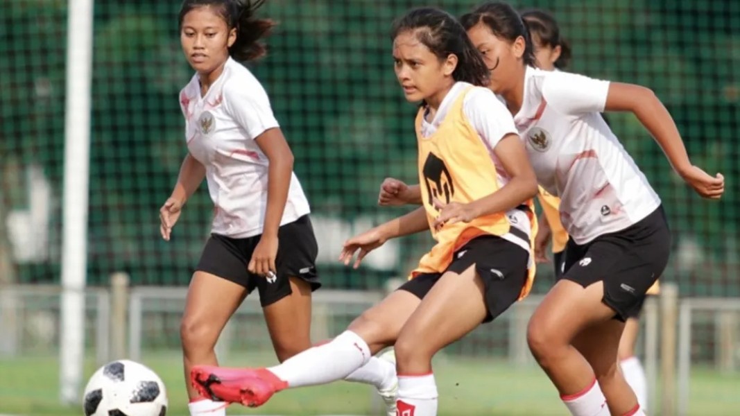 Liga Sepak Bola Putri: Belum Siap Digelar