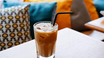 Rekomendasi Es Kopi Susu Terbaik Bandung Tahun 2026 Dari Legendaris Hingga Hidden Gem