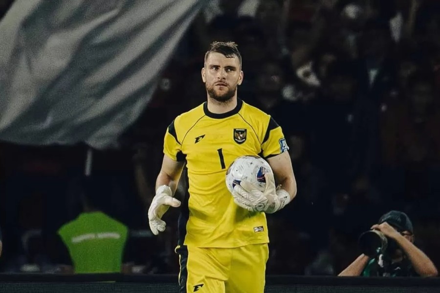 Maarten Paes Resmi Gabung Ajax, Karier Internasionalnya Semakin Bersinar Terang