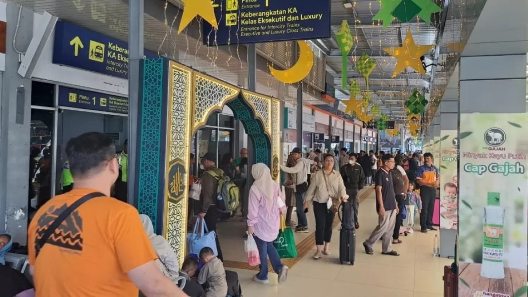 Arus Balik Lebaran Daop Surabaya Padat Puluhan Ribu Penumpang Kereta Api Masih Tinggi