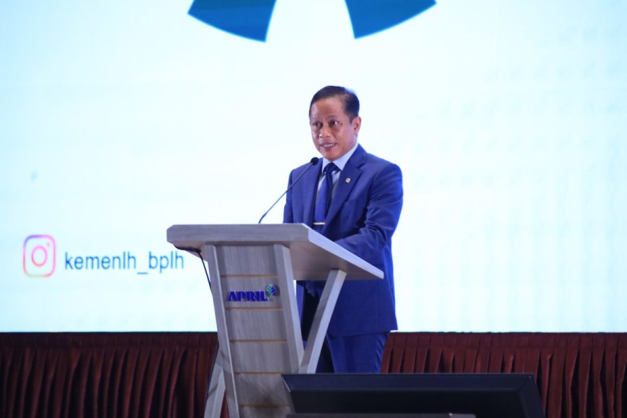 Menteri LH Tegaskan Komitmen Indonesia dalam Pengelolaan Lahan Gambut