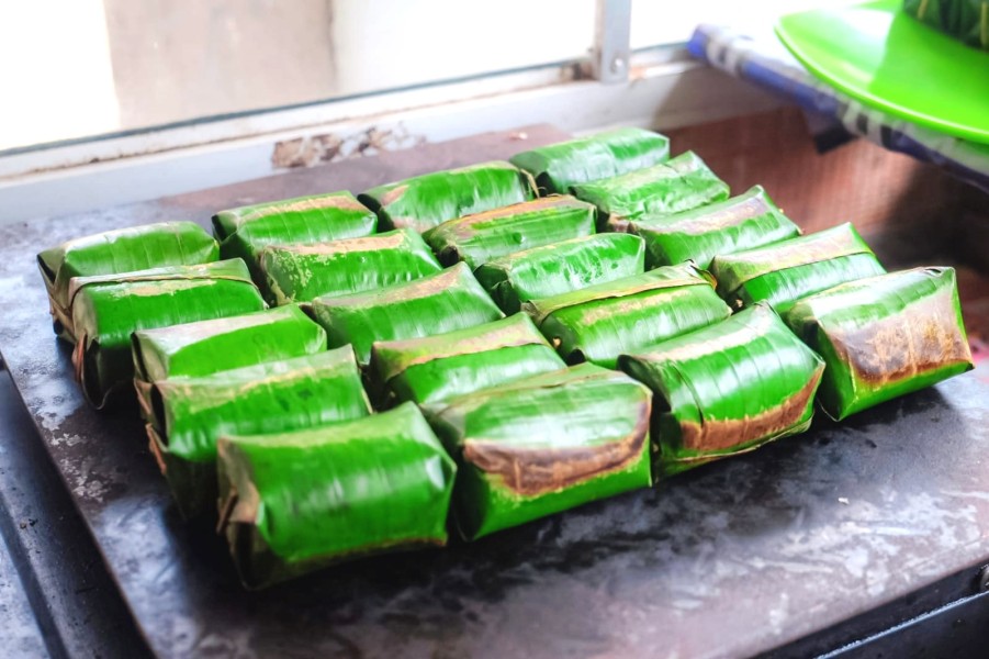 Manis Dan Gurih Lemang Golek Asli Sako Menjadi Andalan Kuliner Sungai Penuh