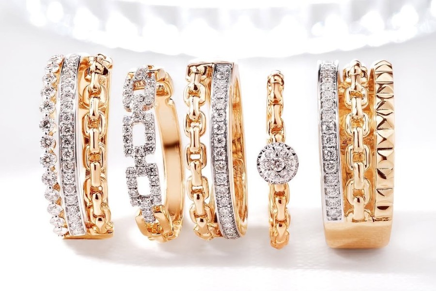 Update Harga Emas Perhiasan Hari Ini Stabil Jelang Akhir Tahun