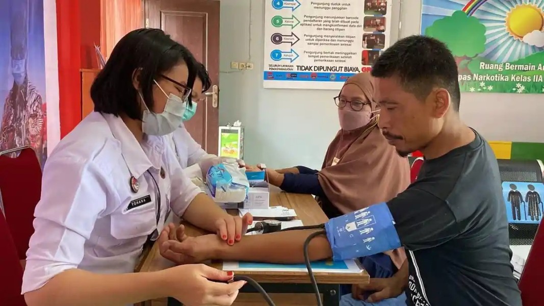 Dokter Lapas Narkotika Samarinda Edukasi Aturan Minum Obat Selama Puasa 2026