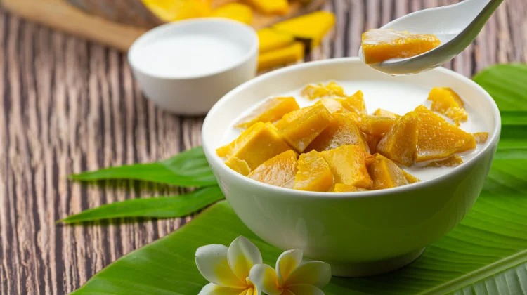 Resep Kolak Pisang Versi Sehat Menjadi Alternatif Takjil Aman Bagi Penderita Diabetes