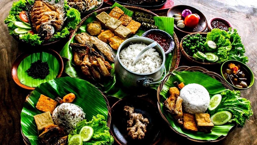 Rekomendasi 15 Tempat Makan Enak di Serang 2025, Dari Legendaris hingga Kekinian
