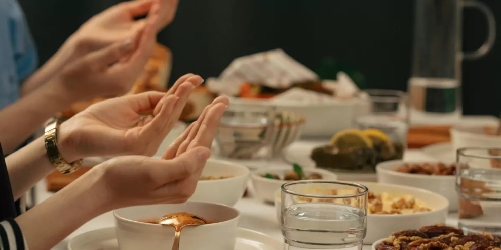 Panduan Lengkap Doa Buka Puasa Ramadan 2026 Dan Sunah Yang Dianjurkan