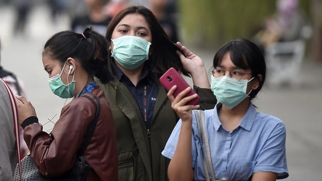 Udara Jakarta Kian Buruk, Warga Diminta Gunakan Masker