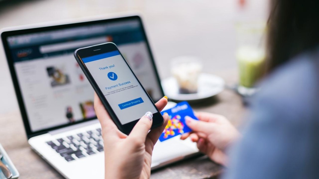 Promo Tebar Hadiah Ramadan Erablue 2026 Cashback Pengiriman Cepat