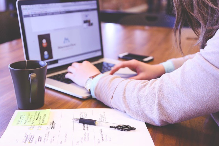 Rekomendasi Ide Kerja Sampingan di Rumah dan Tips Memilihnya