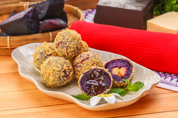 Resep Bola Ubi Isi Cokelat Renyah dan Lumer, Cocok Untuk Camilan