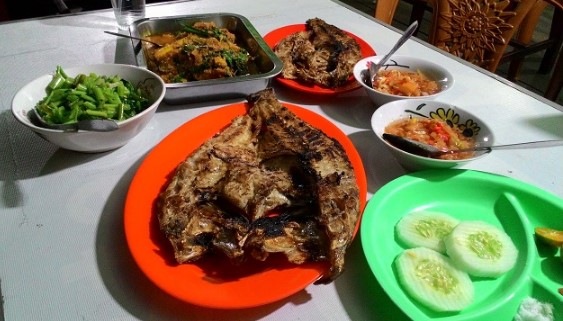 12 Rekomendasi Tempat Makan Gorontalo dengan Rasa Otentik