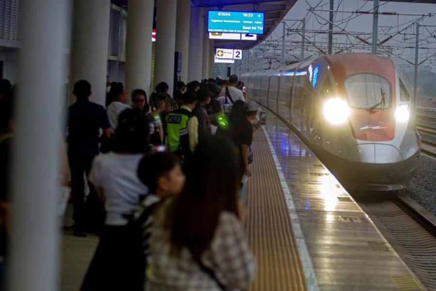 Whoosh Jadi Transportasi Favorit Mudik Lebaran 2026 Dengan Lonjakan Penumpang Signifikan