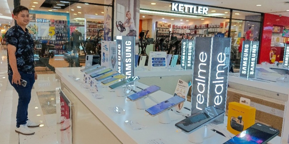 Erajaya Ekspansi Gerai Smartphone Di Tengah Tantangan Daya Beli