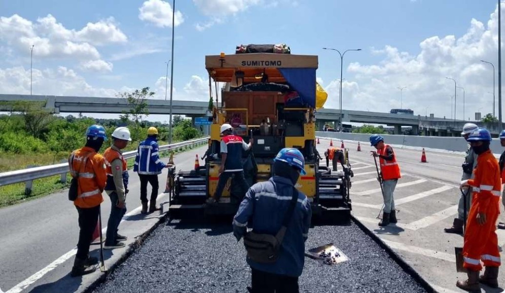 Hutama Karya Percepat Perawatan Jalan Tol Trans Sumatera Untuk Mudik Lebaran