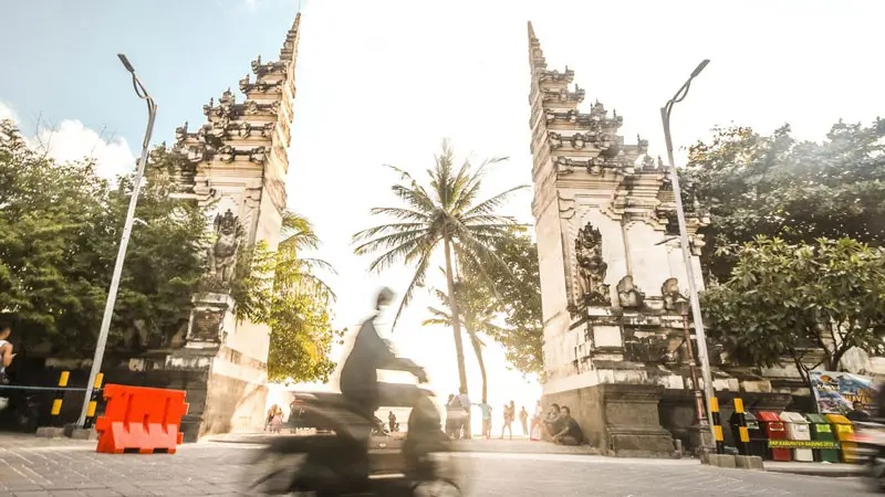 Pantai Kuta Bali: Evolusi Pantai Bali Menjadi Destinasi Edukasi Ramah Anak dan Lingkungan