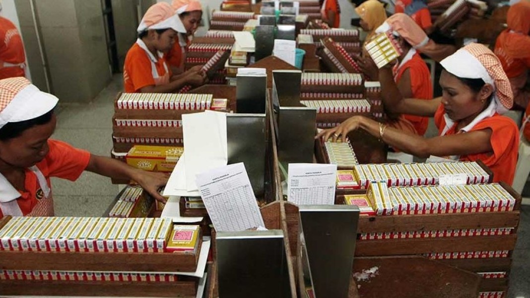 Prospek Jangka Panjan Saham HMSP Diprediksi Menguat Di Tengah Penurunan Laba