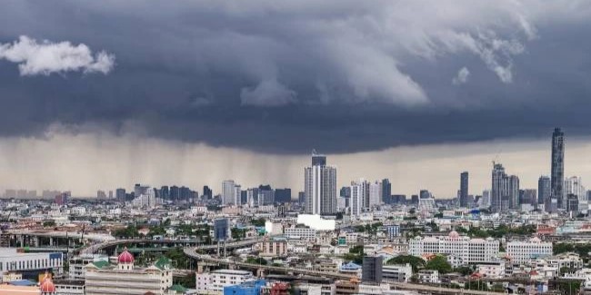 BMKG Peringatkan Hujan Lebat dan Angin Kencang 24 Februari 2026